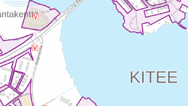 Kuvakaappaus Kiteen karttapalvelujen kartasta, näyttää Kytänniemeen johtavaa siltaa ja Kiteenjärveä näyttävän alueen